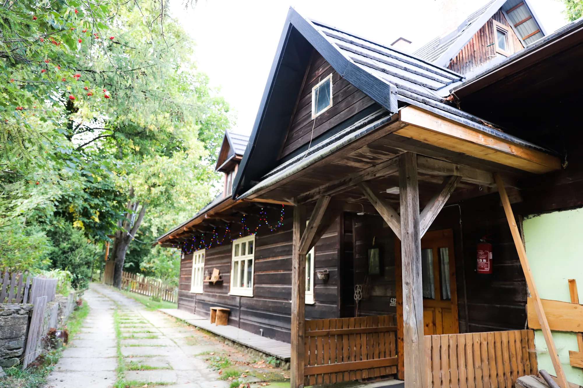 Klimkówka Zawoja — wejście do domu