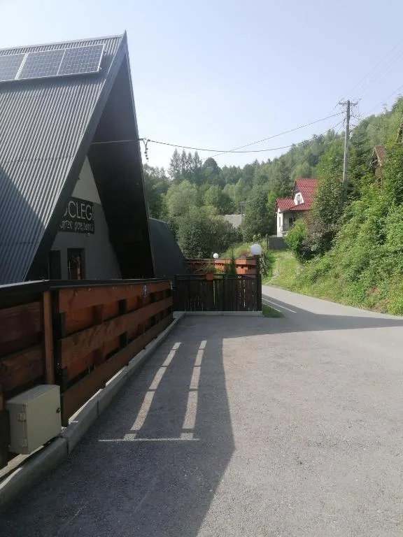 Zakątek DoriMaks — wjazd od strony drogi